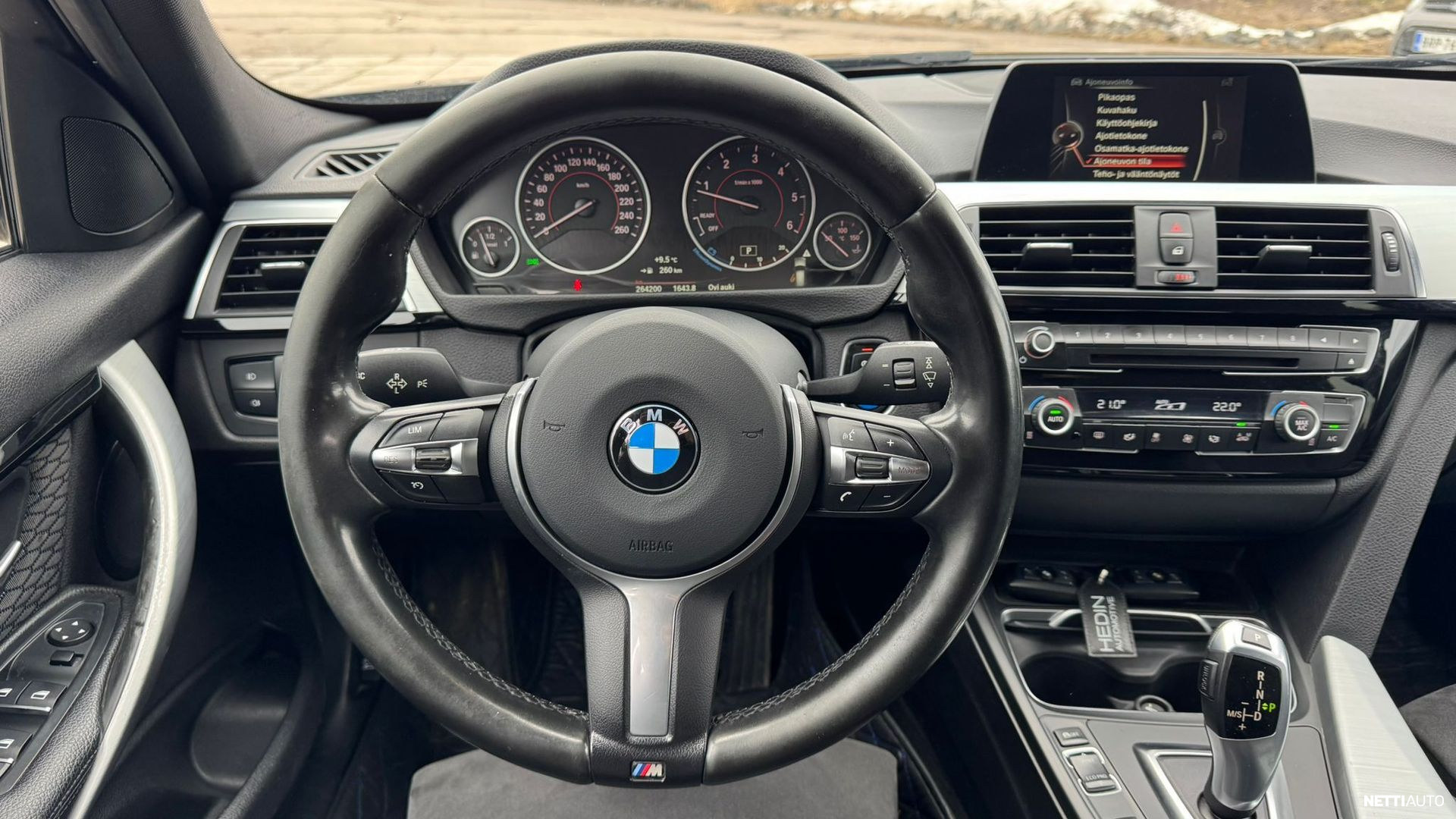 BMW 318 2016