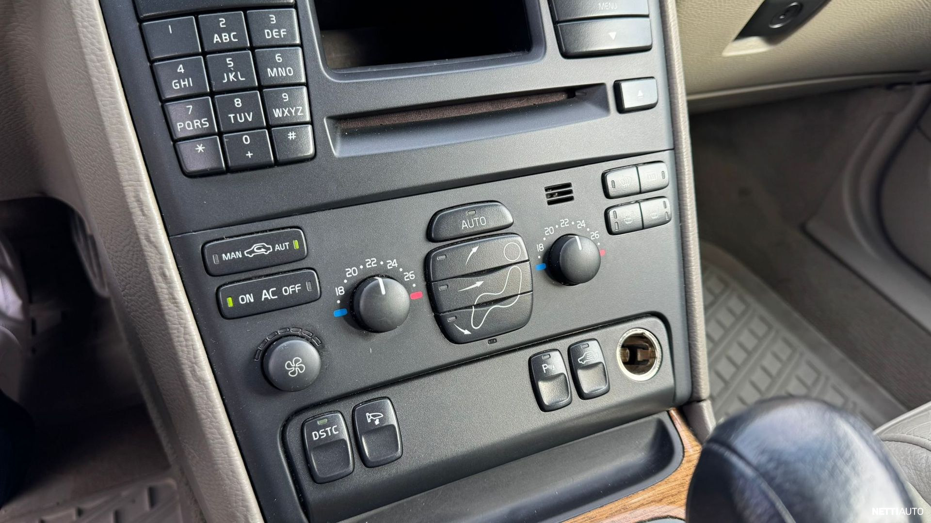 Volvo XC90 2006