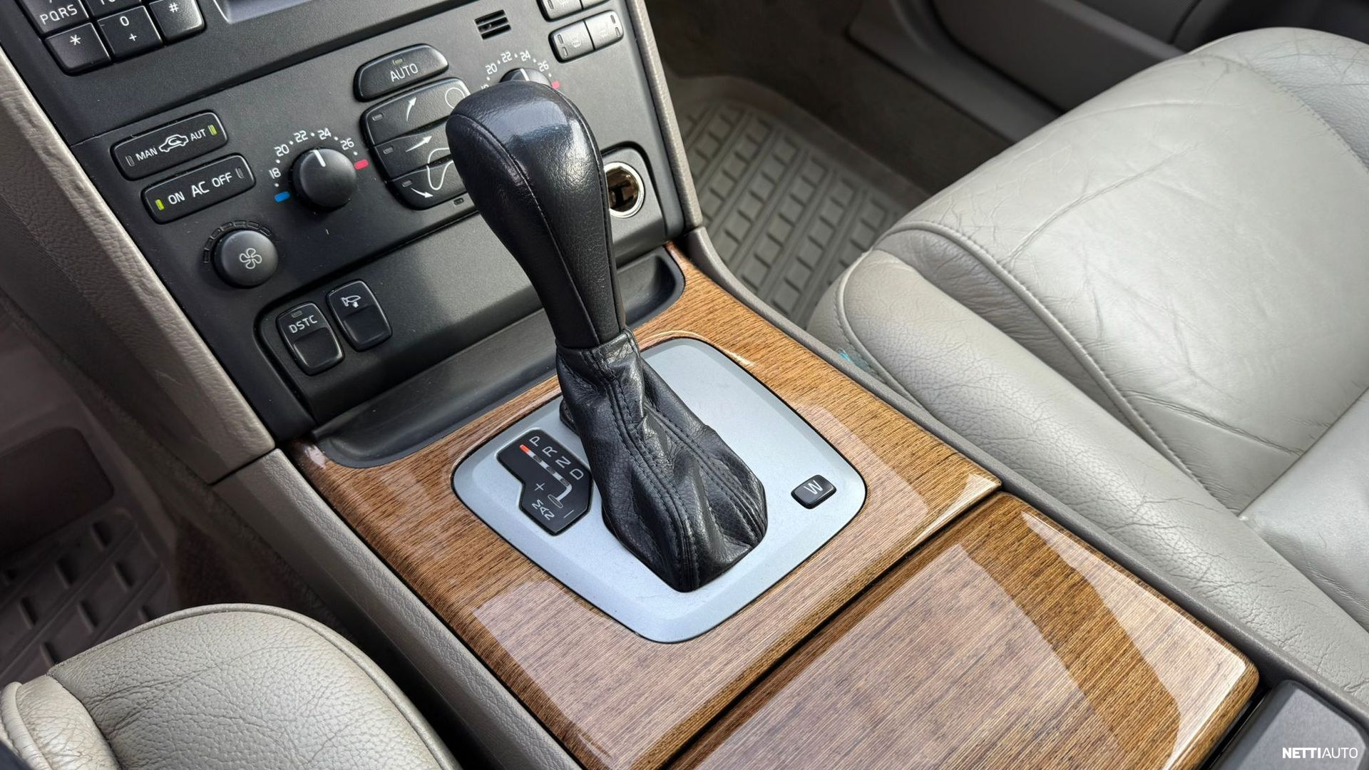 Volvo XC90 2006