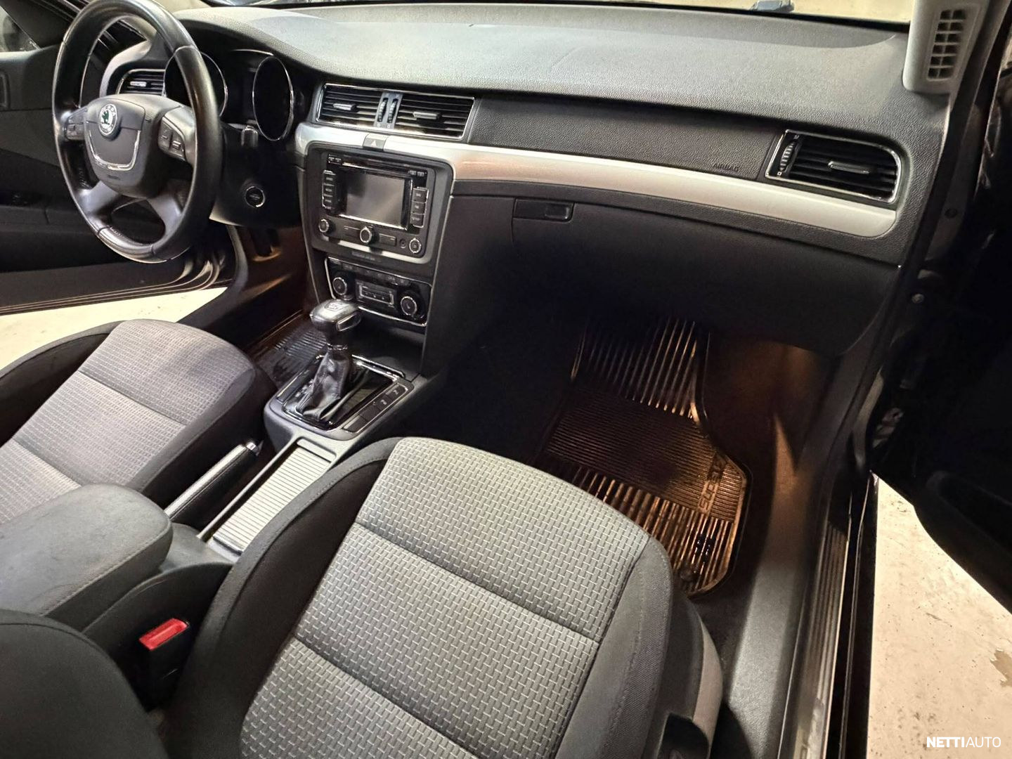 Skoda Superb 2013
