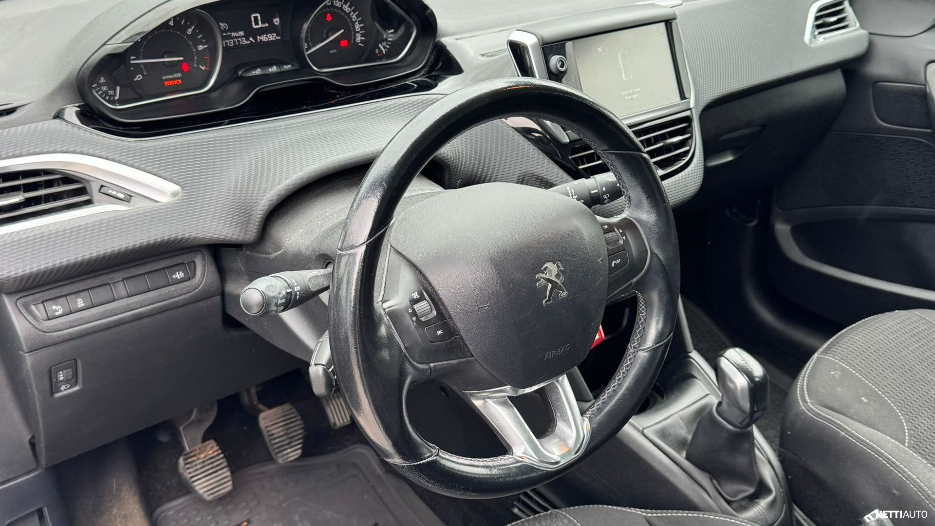 Peugeot 208 2016