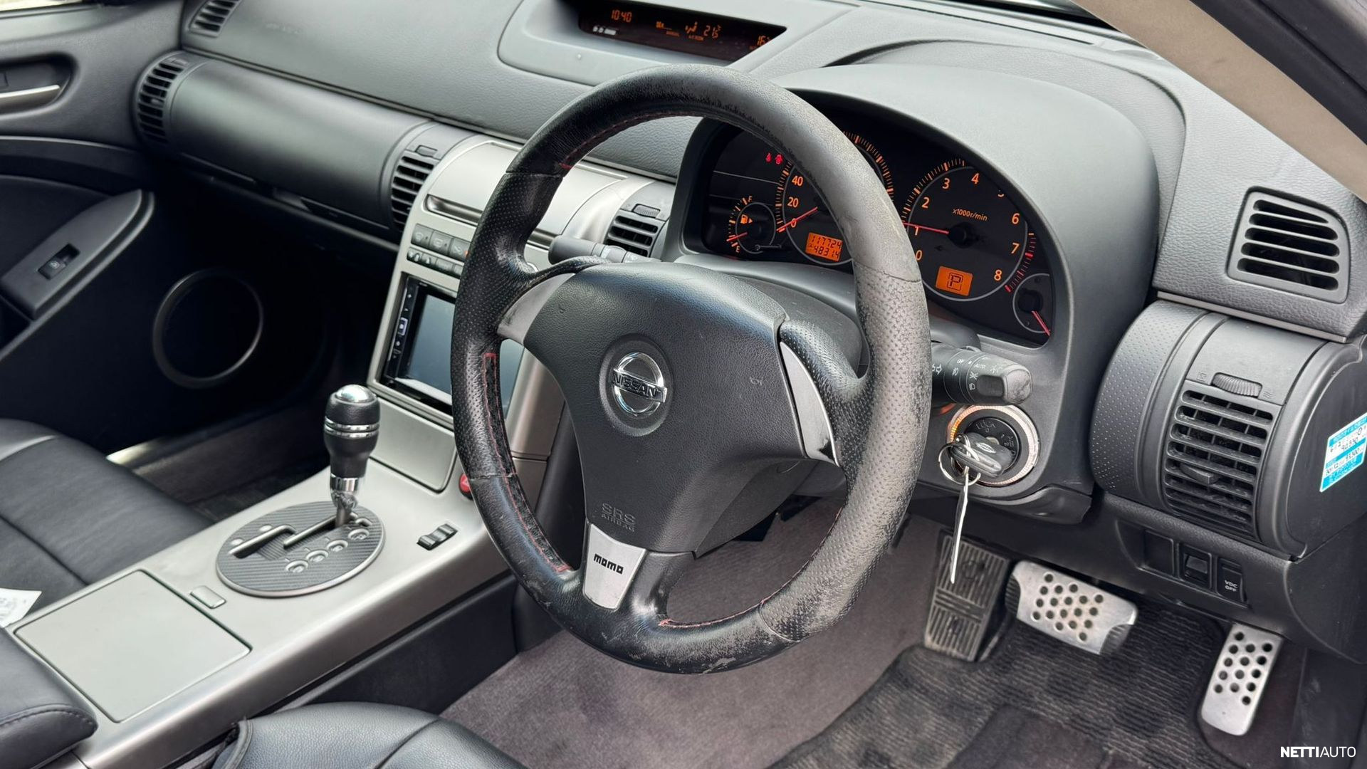 Nissan Skyline 2003