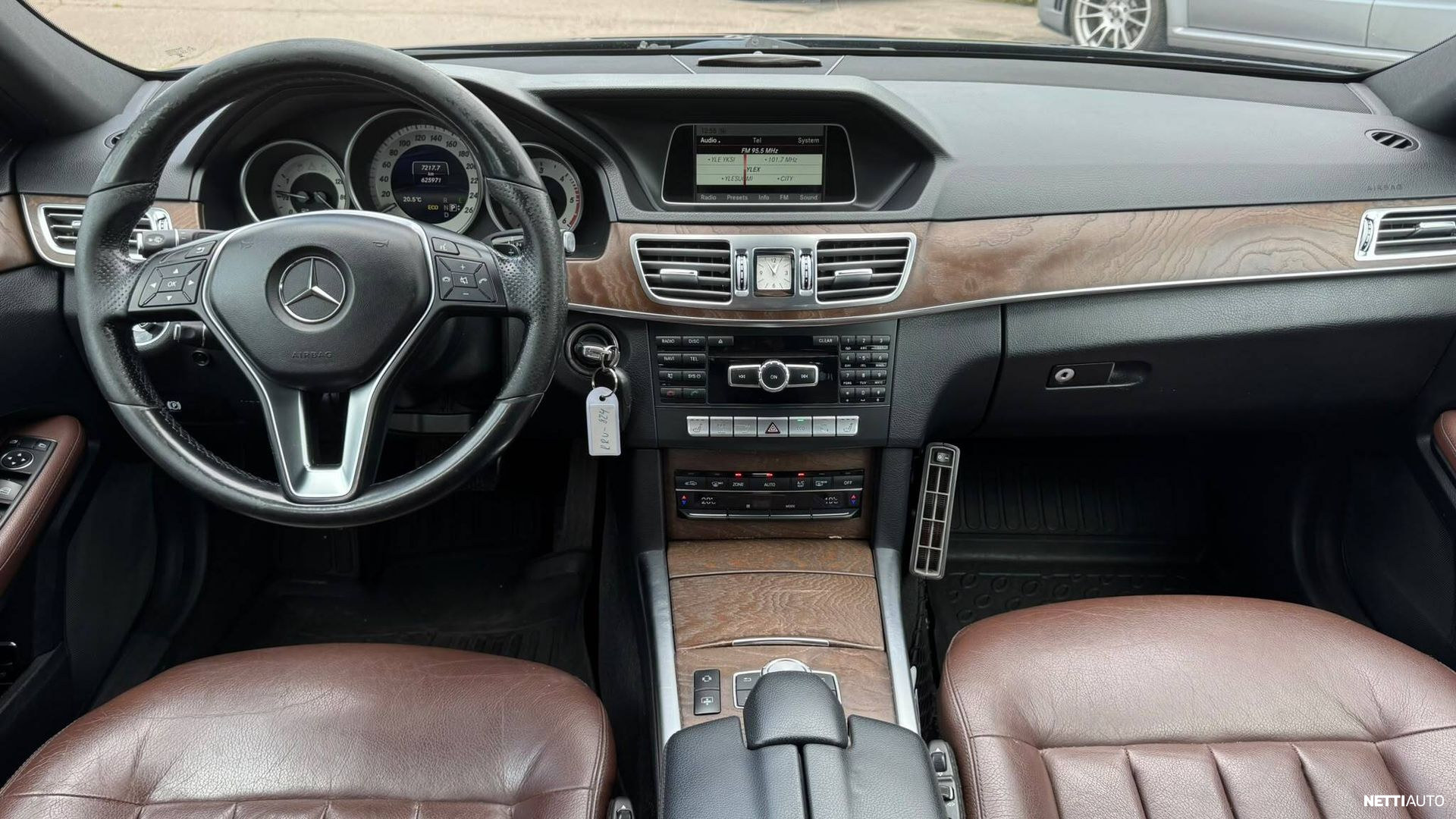 Mercedes-Benz E 2014