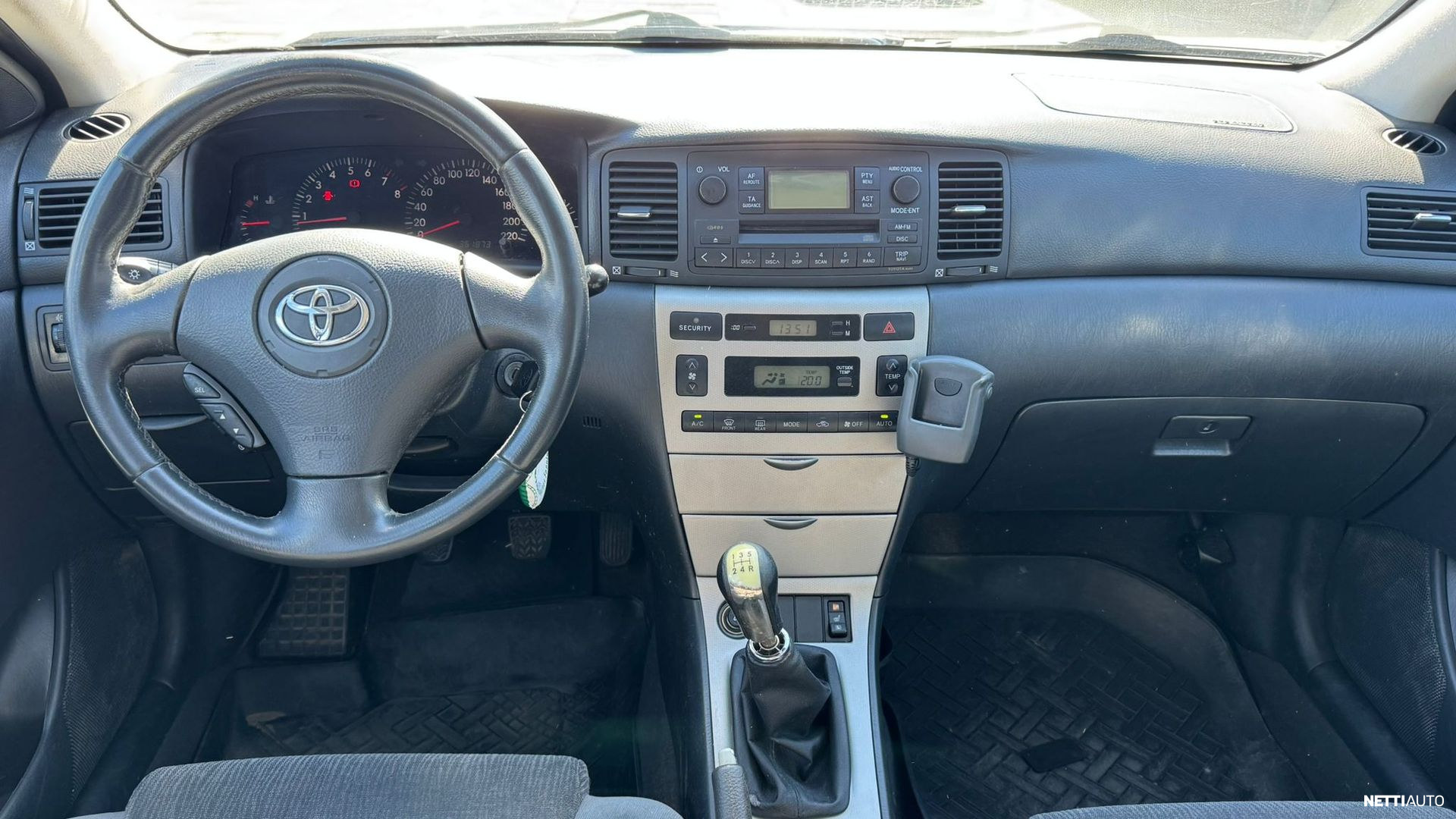 Toyota Corolla 2003