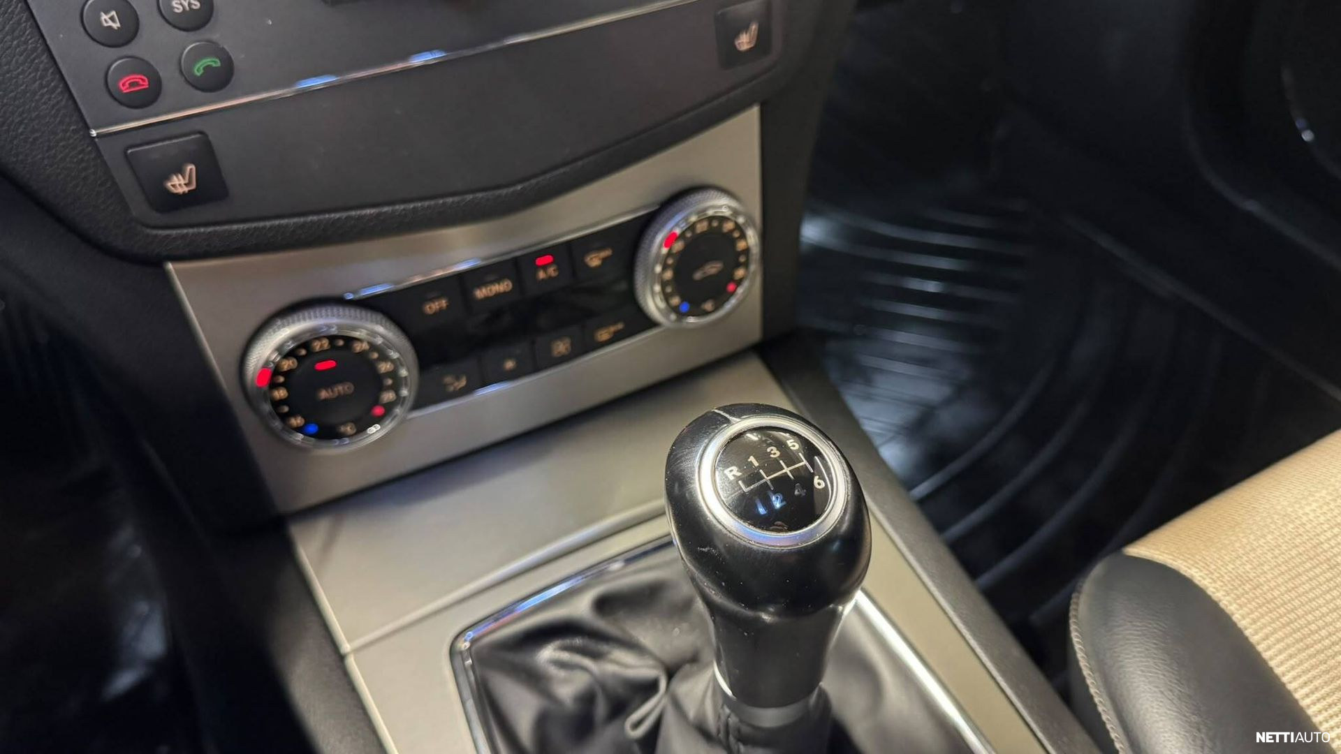 Mercedes-Benz C 2010