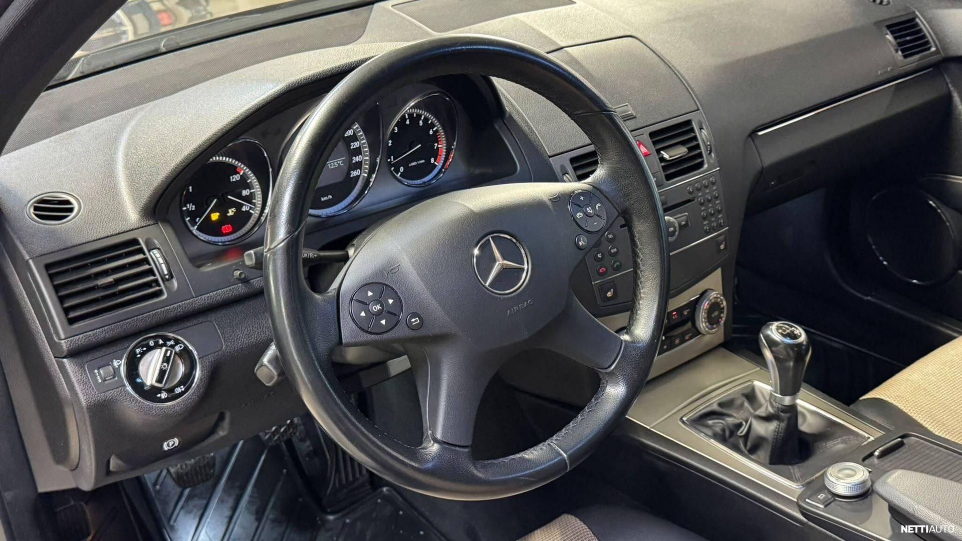 Mercedes-Benz C 2010