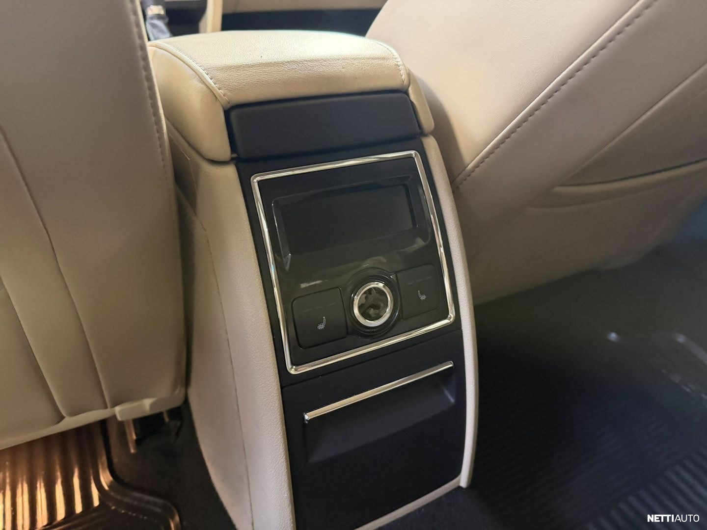 Skoda Superb 2010