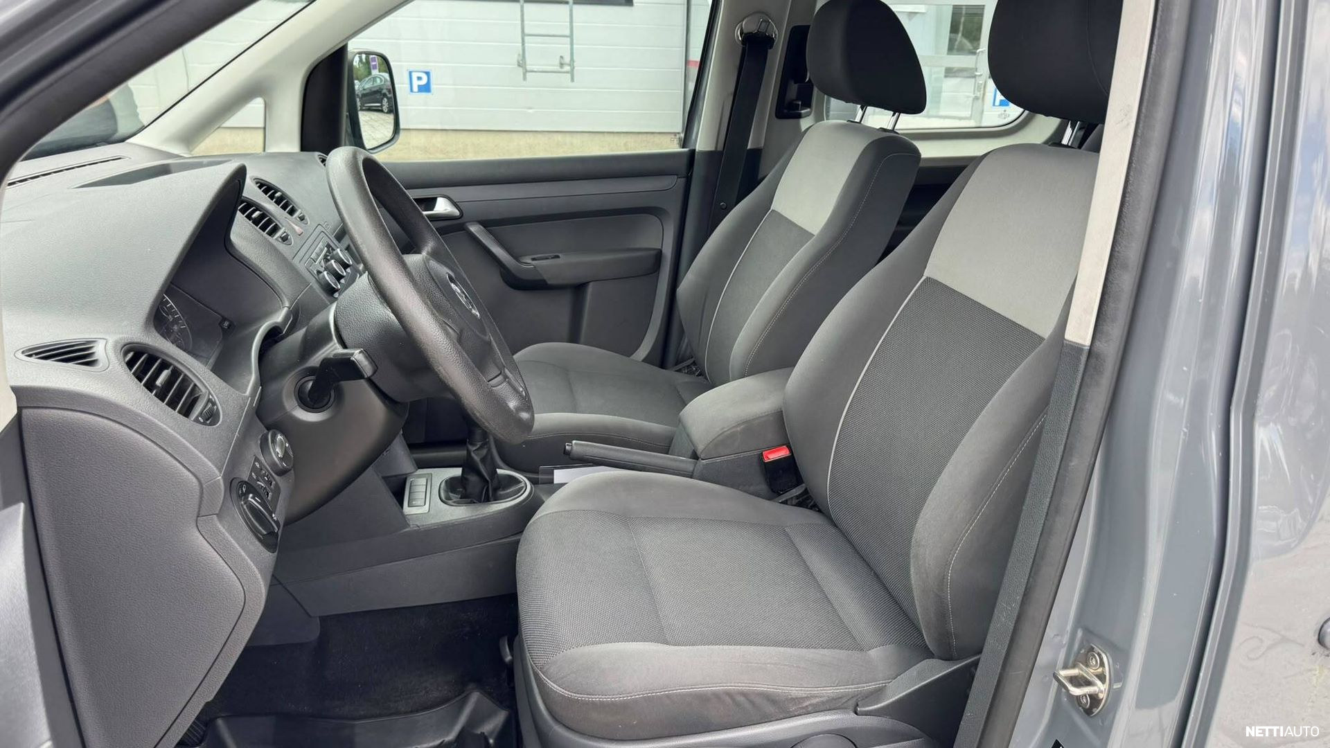 Volkswagen Caddy 2011