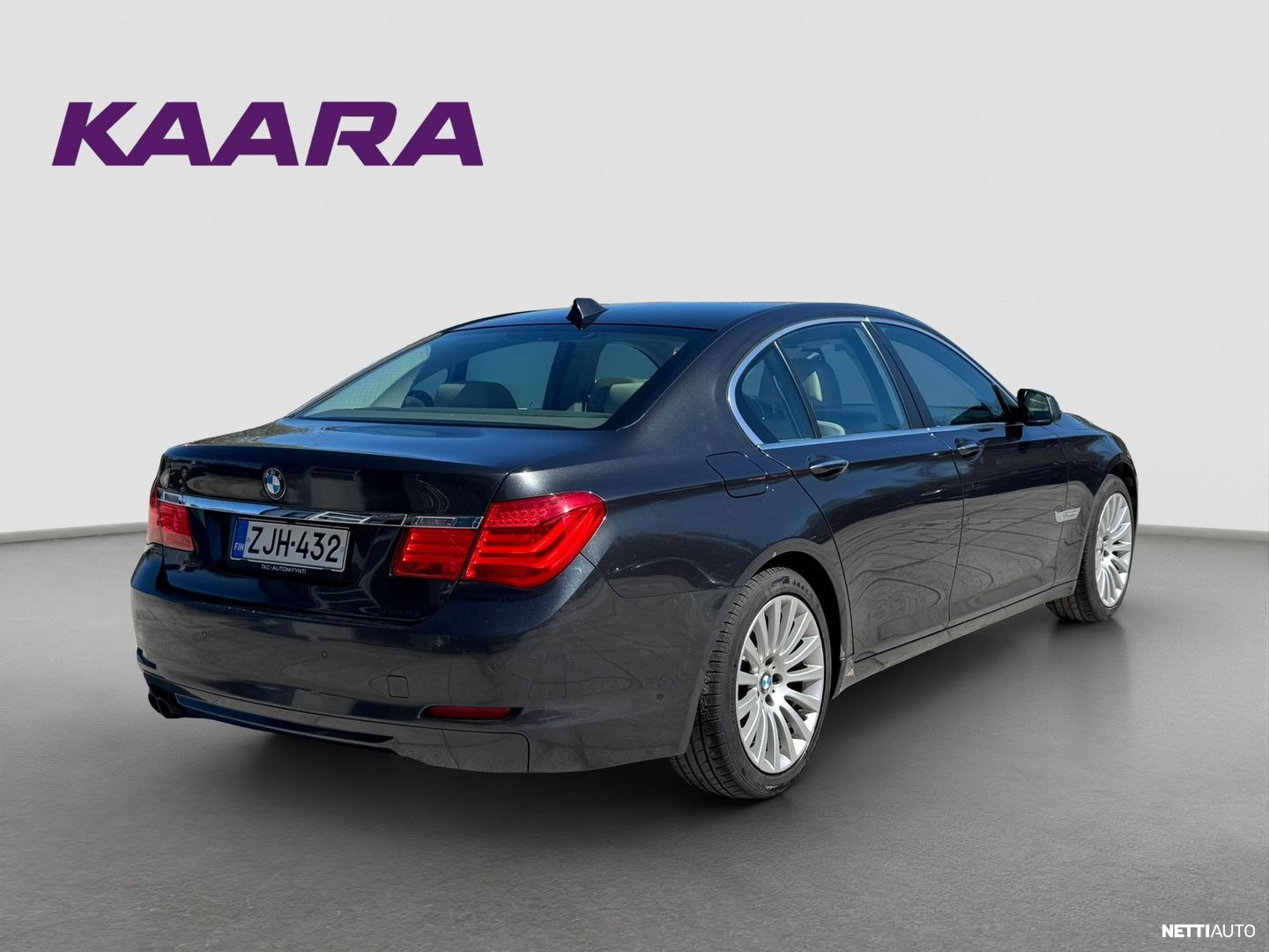 BMW 730 2010