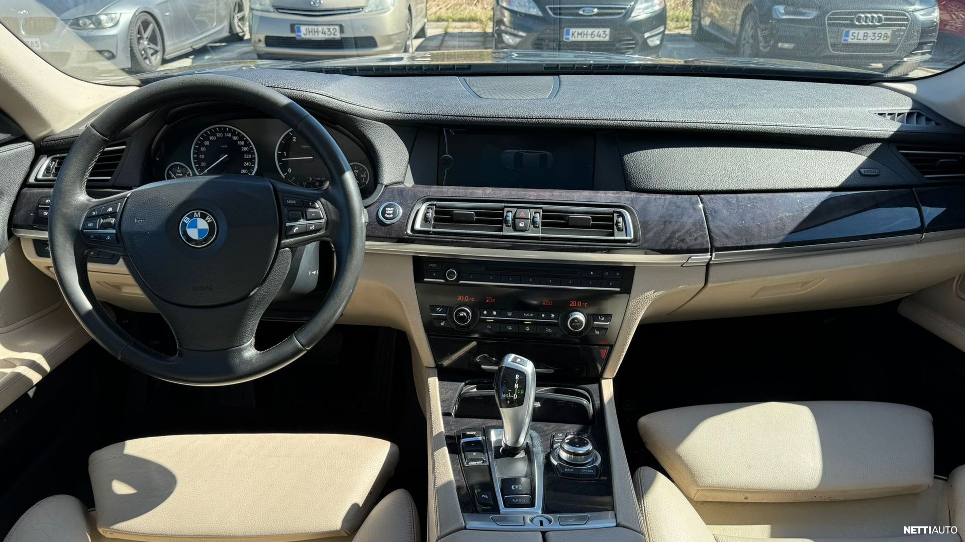 BMW 730 2010