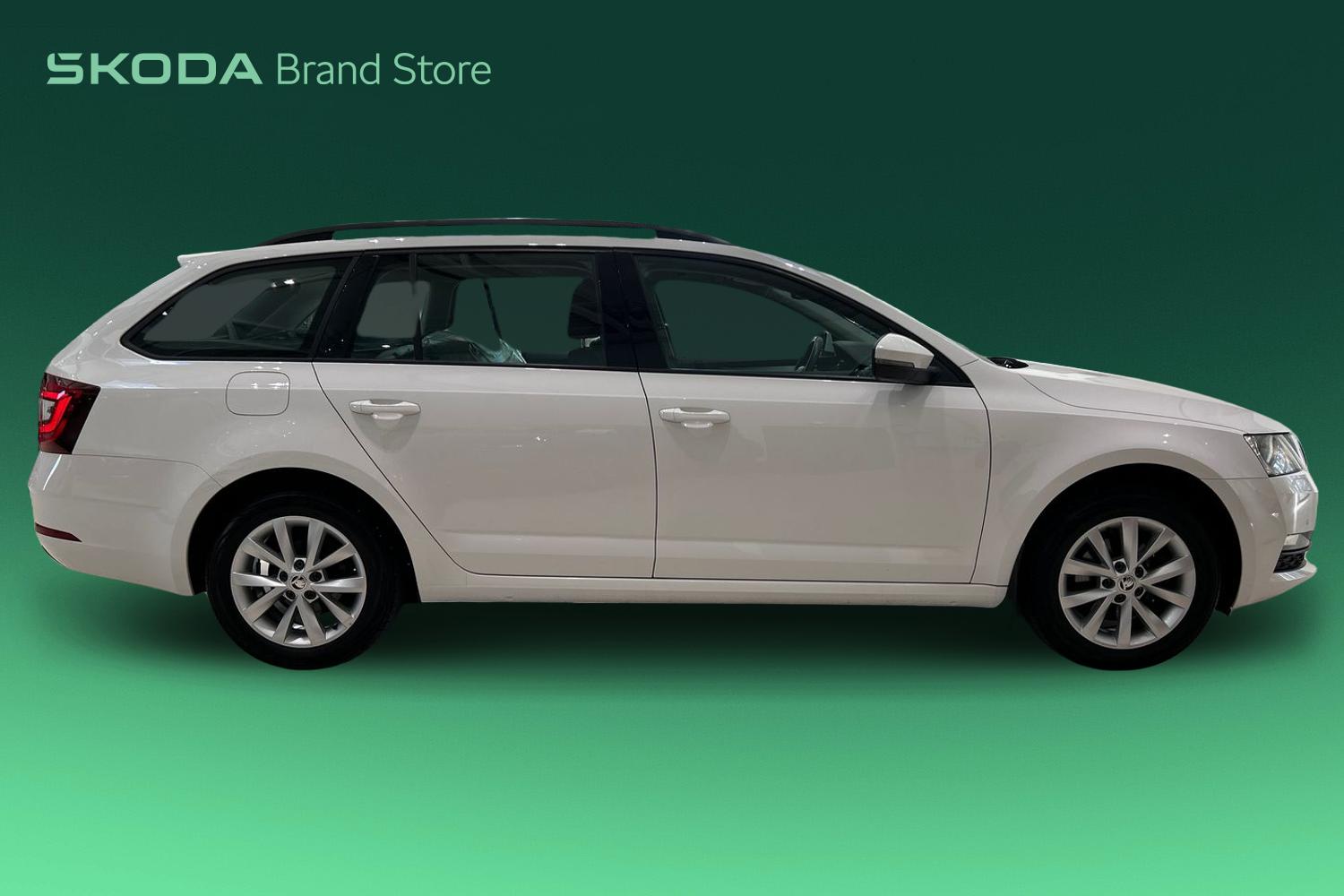 SKODA Octavia 6