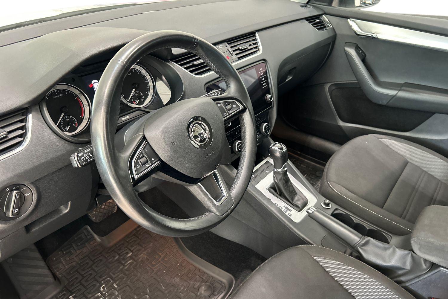 SKODA Octavia 7