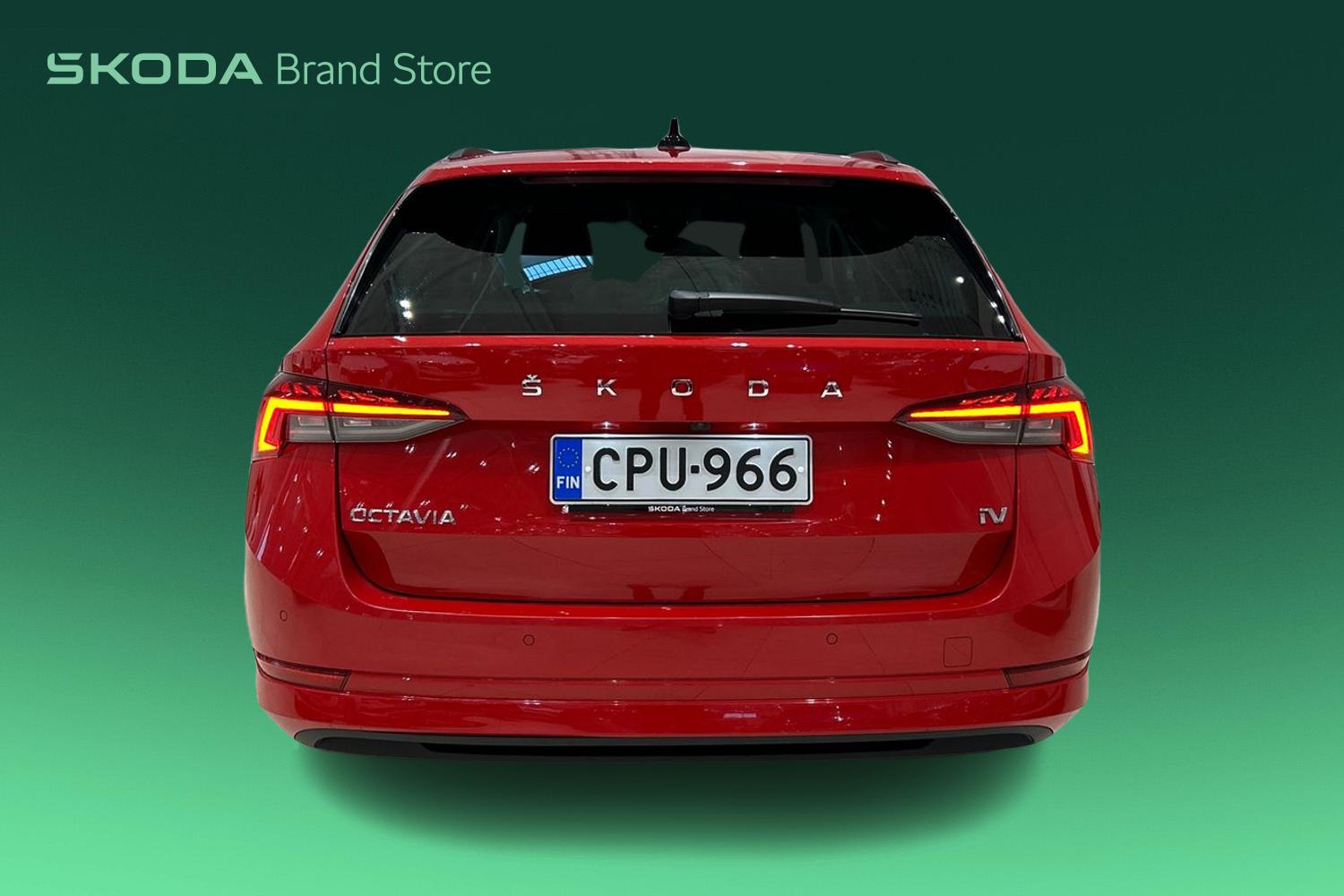 SKODA Octavia Combi A8 2021