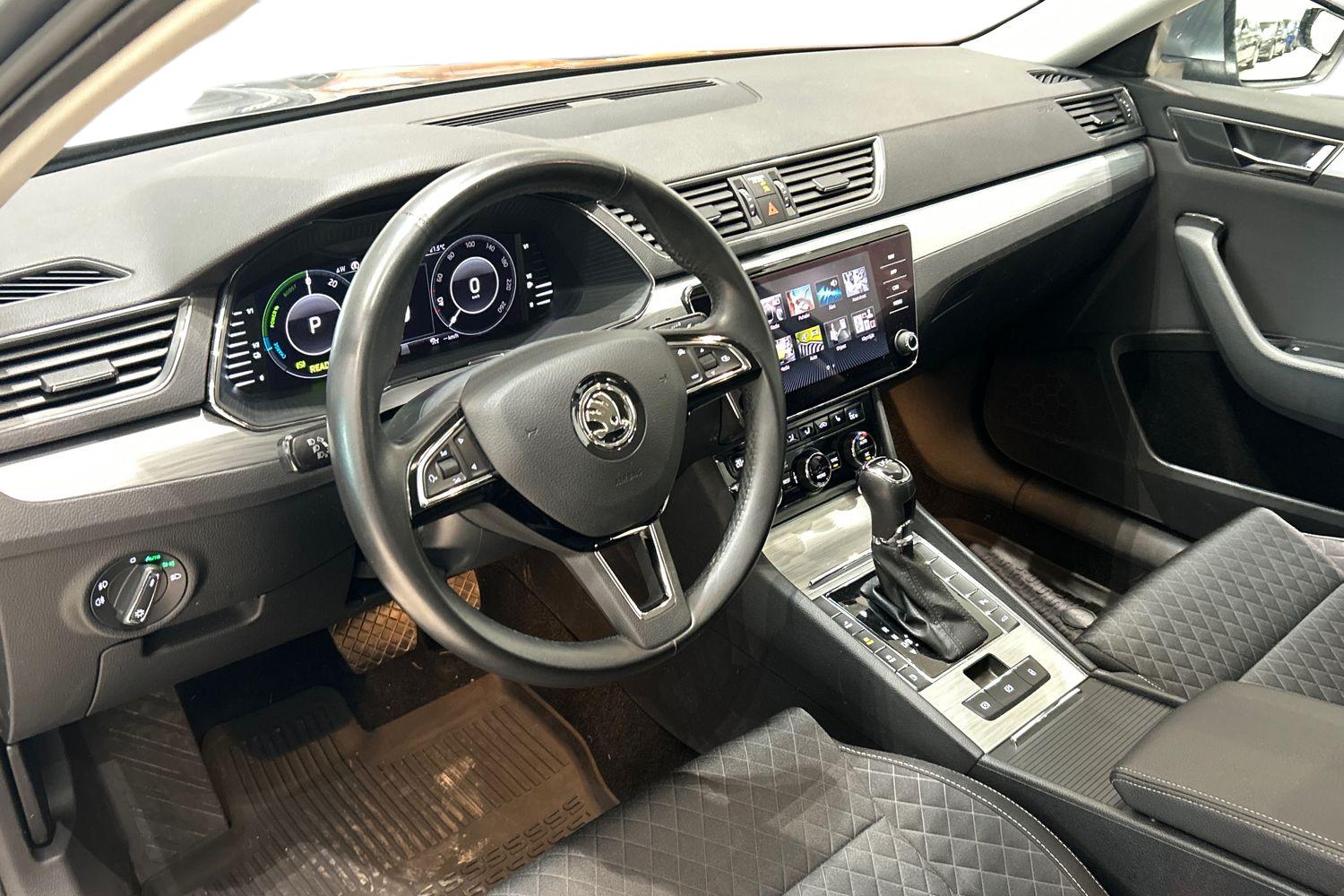 Skoda Superb 2020