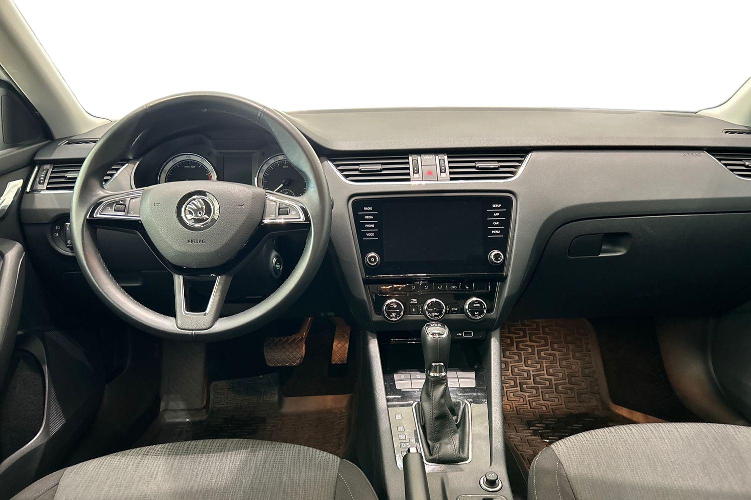 SKODA Octavia 8