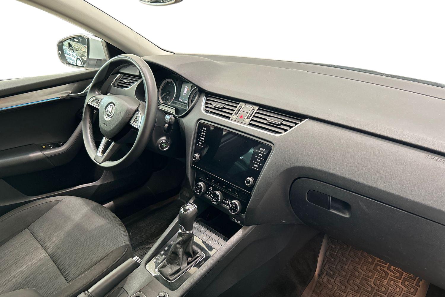 SKODA Octavia 9