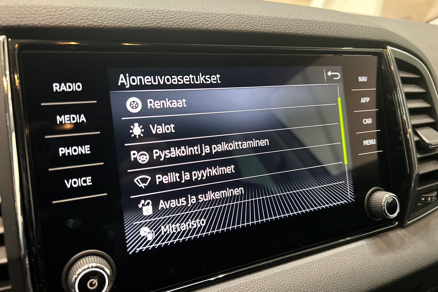 SKODA Karoq 2022