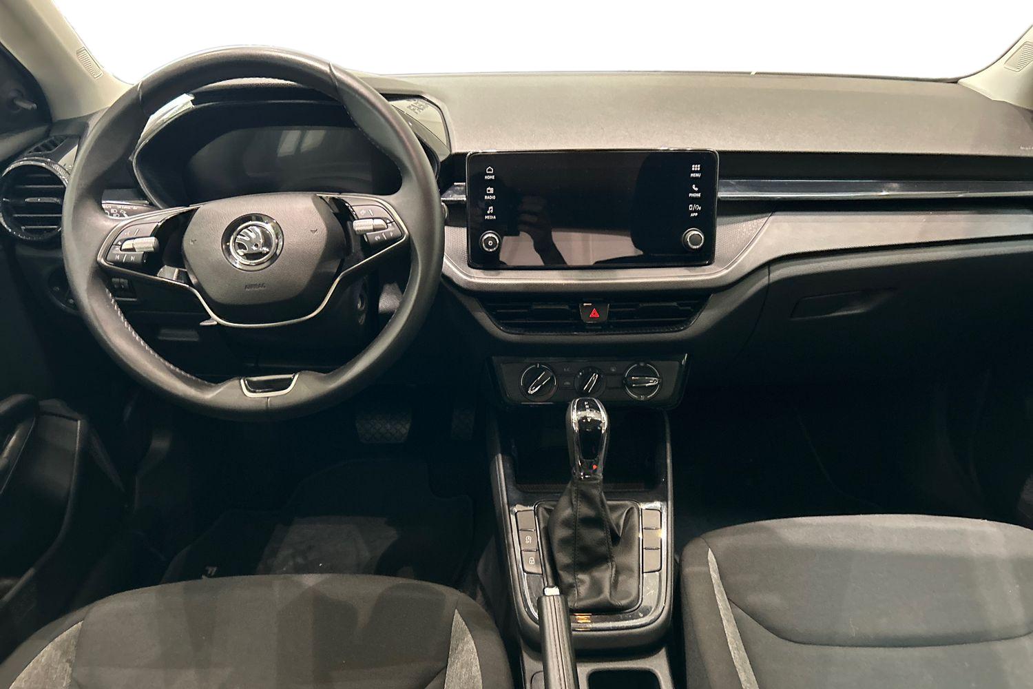 SKODA FABIA 8