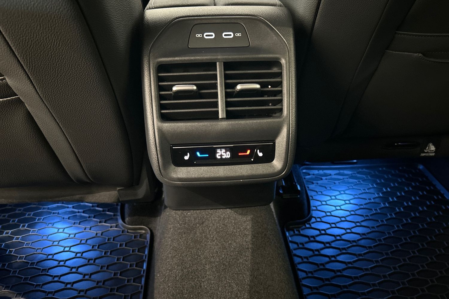 SKODA Superb 13