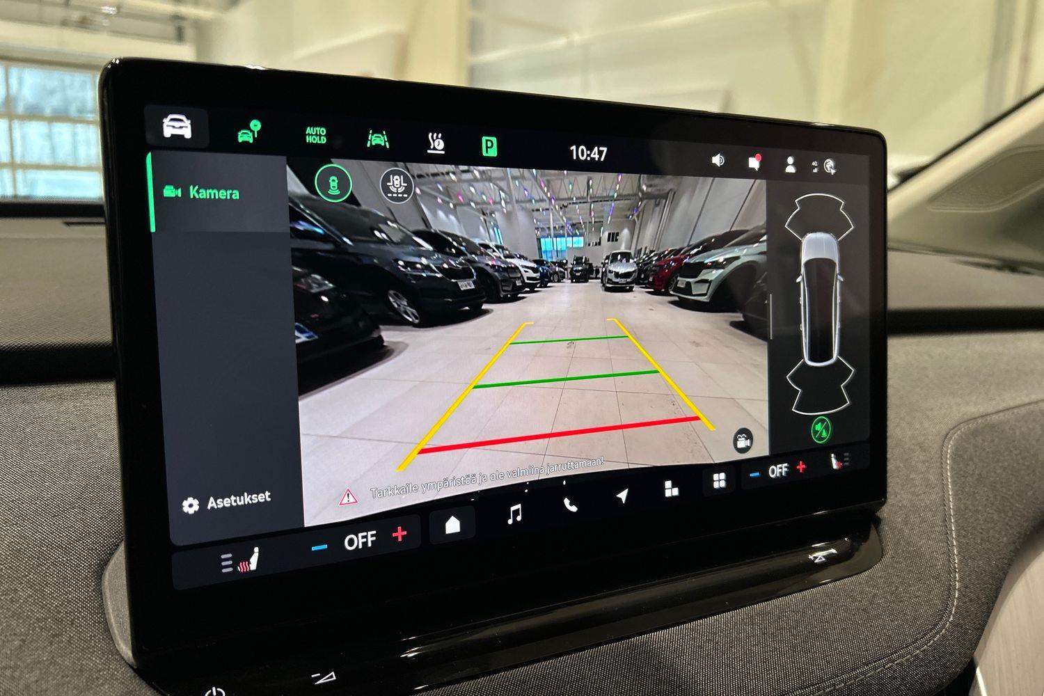 SKODA Enyaq 2025