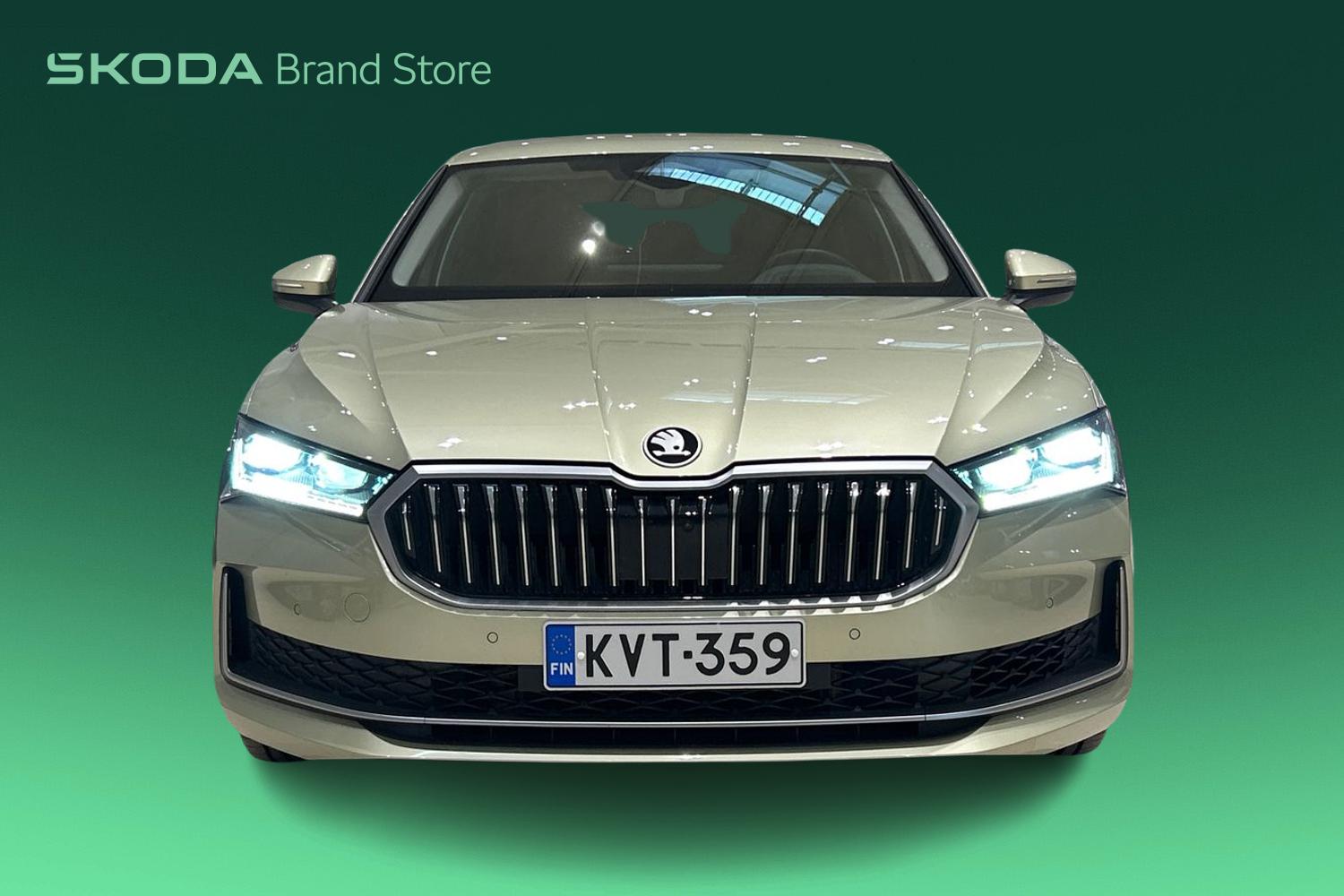 SKODA Superb 2024