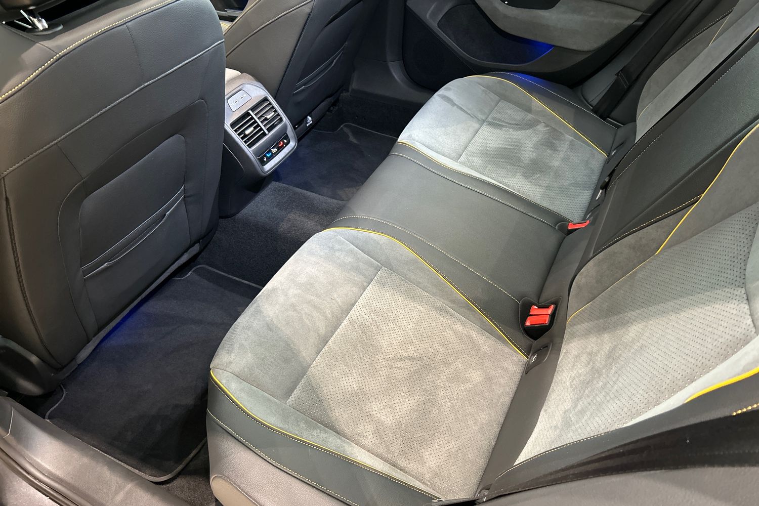 SKODA SUPERB 2024