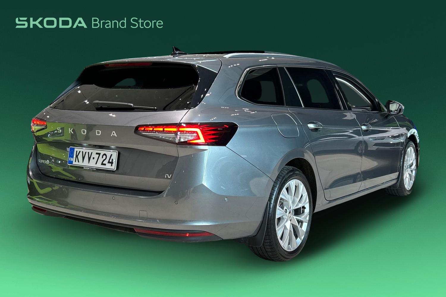SKODA SUPERB 2024