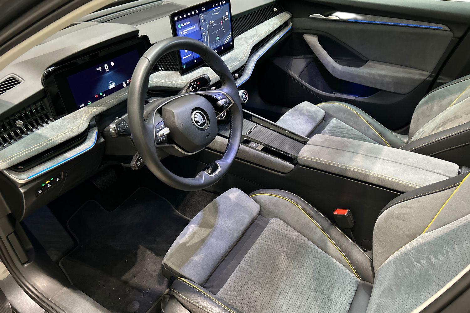 SKODA SUPERB 2024
