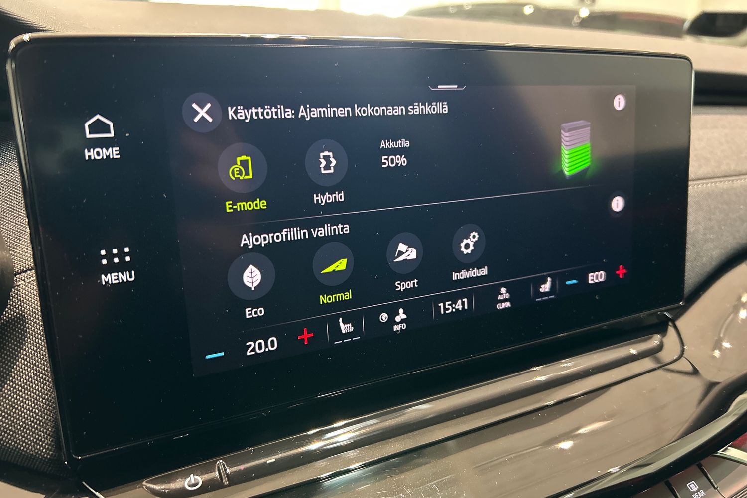 SKODA Octavia 2024