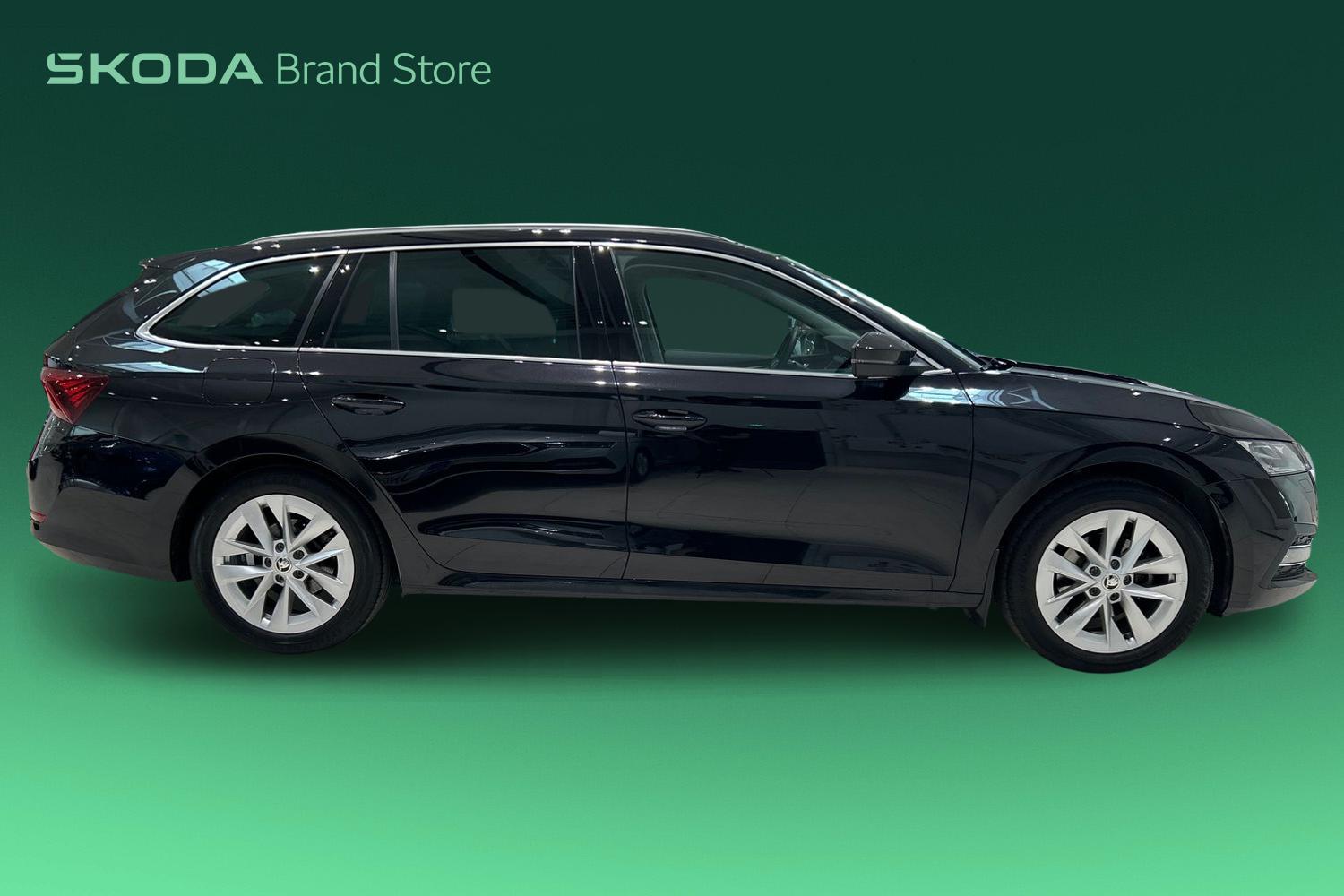 SKODA OCTAVIA 2022