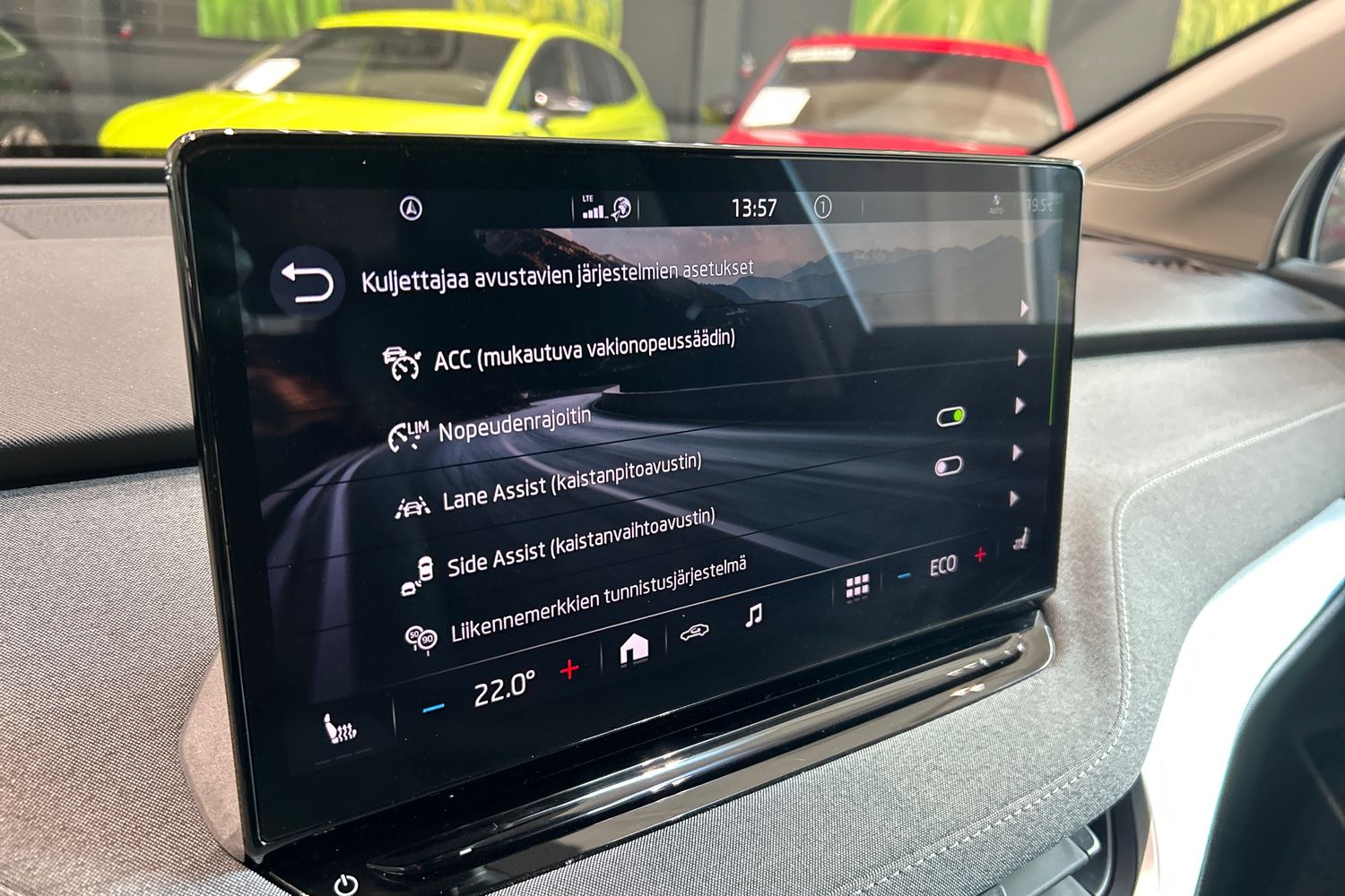 SKODA Enyaq 16