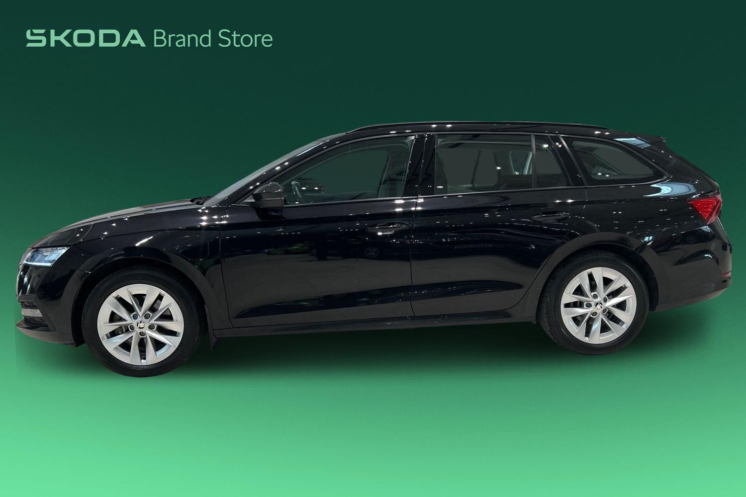 SKODA Octavia 2023