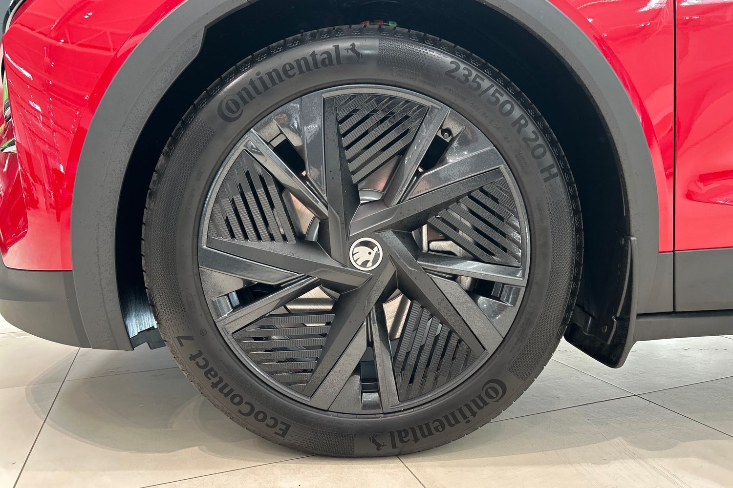 Skoda Elroq 12