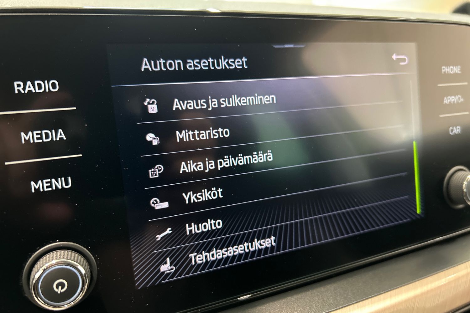 SKODA Scala 16