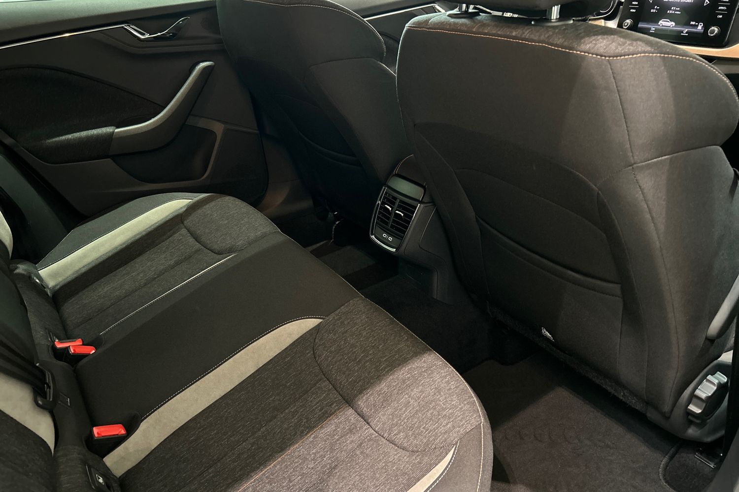 SKODA Scala 17