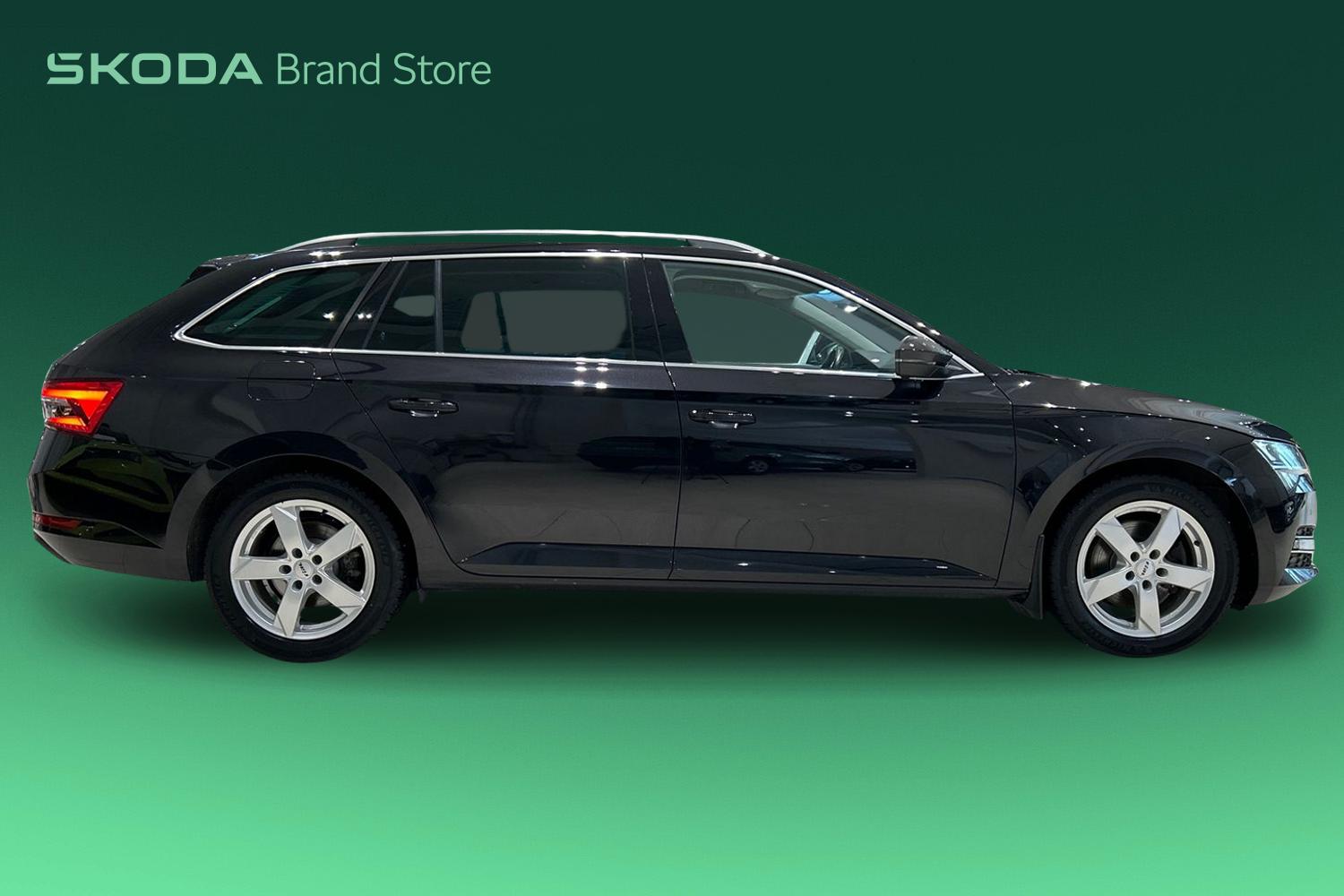 Skoda Superb 2022