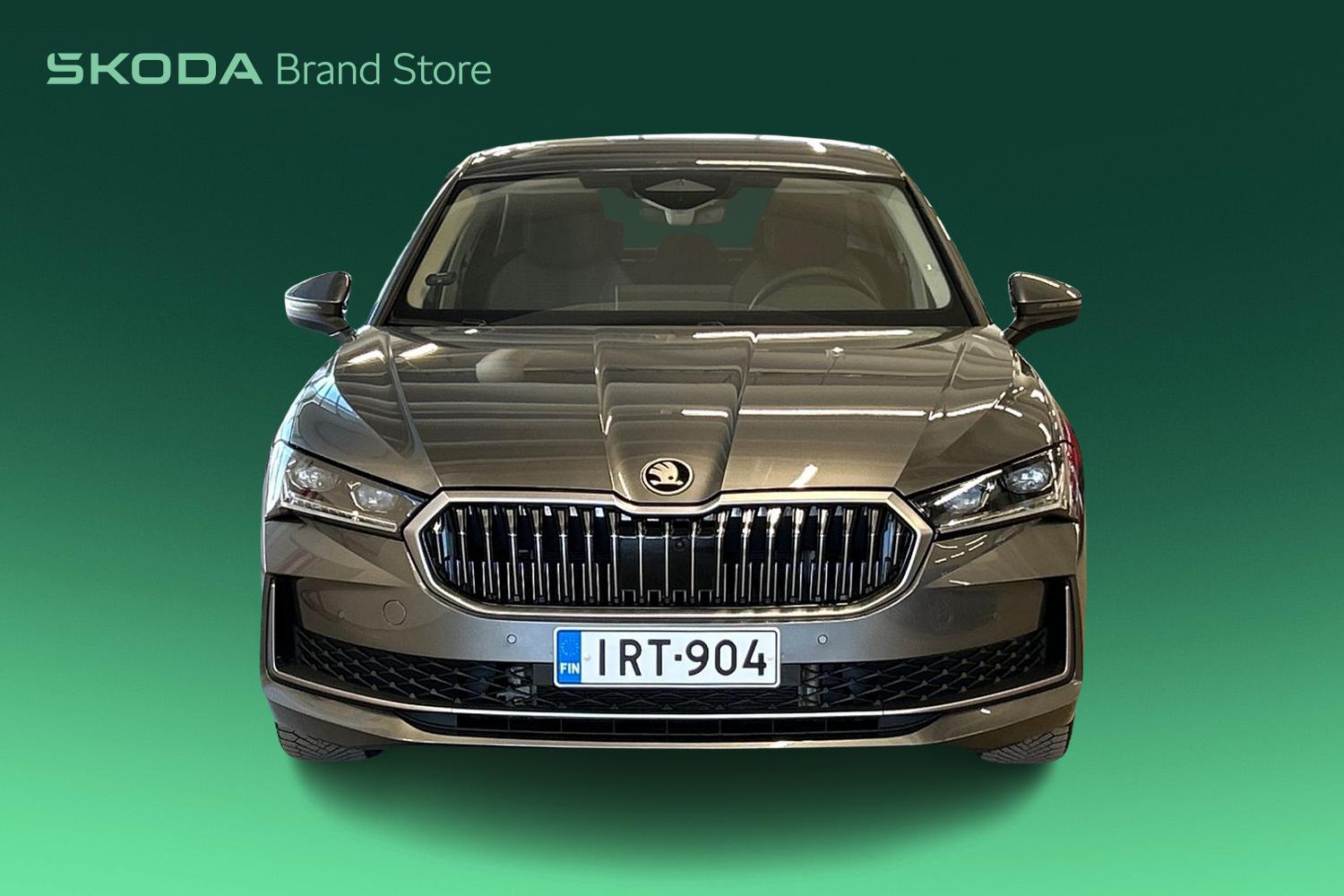 SKODA SUPERB 2025