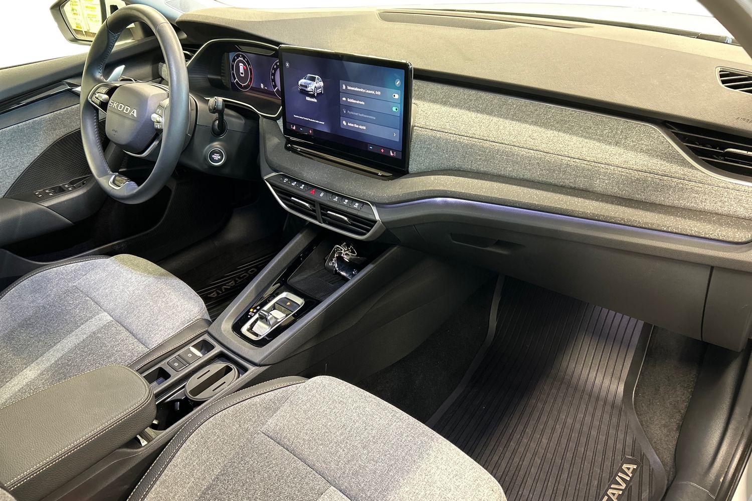 SKODA Octavia 2025