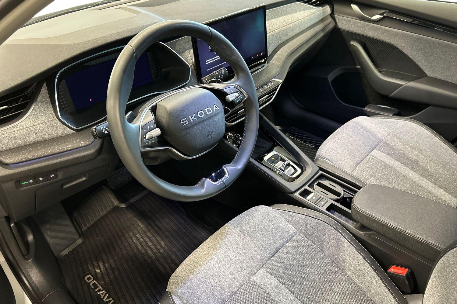 SKODA Octavia 2025