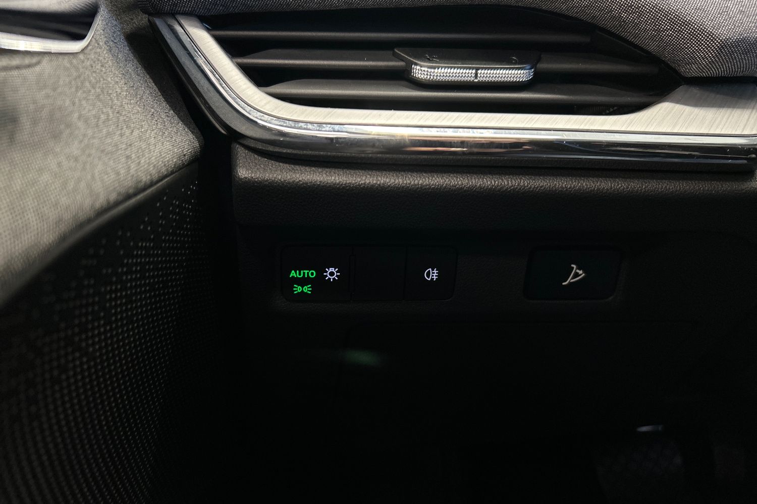 SKODA Enyaq 2023