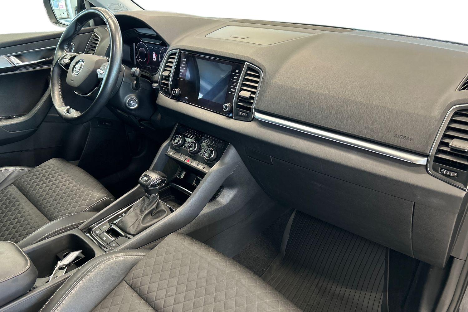 SKODA Karoq 2021