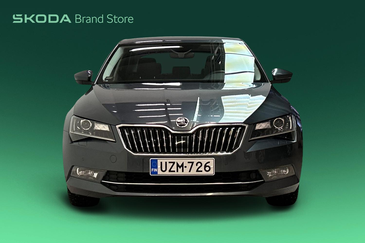 SKODA SUPERB 2016