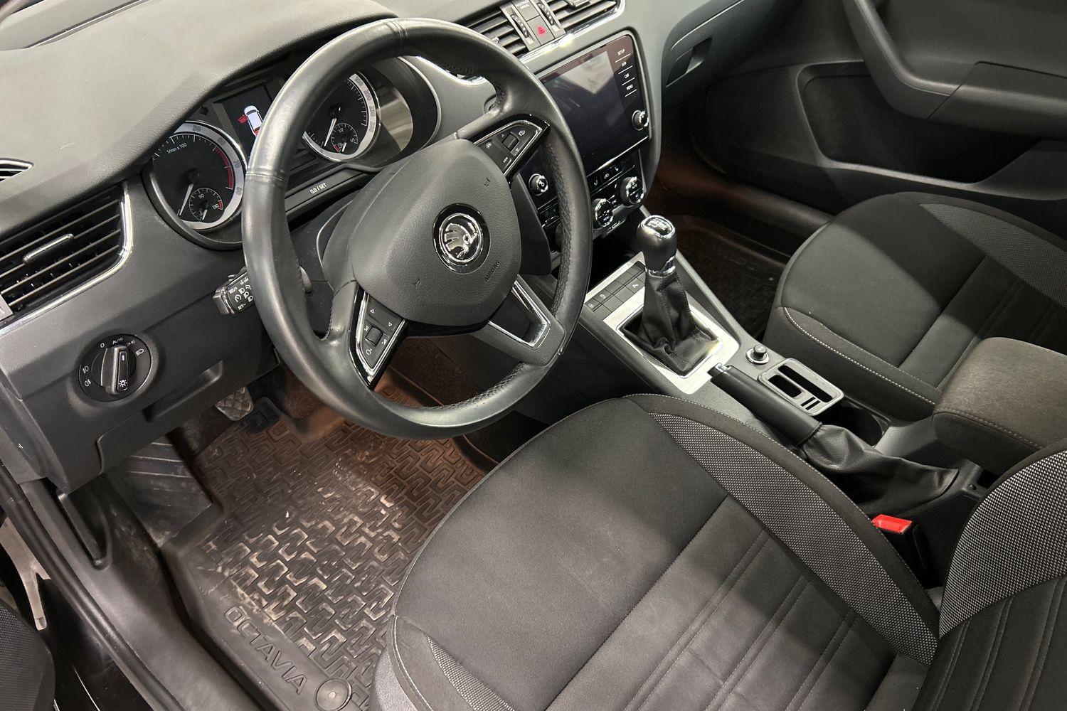 SKODA OCTAVIA 2020