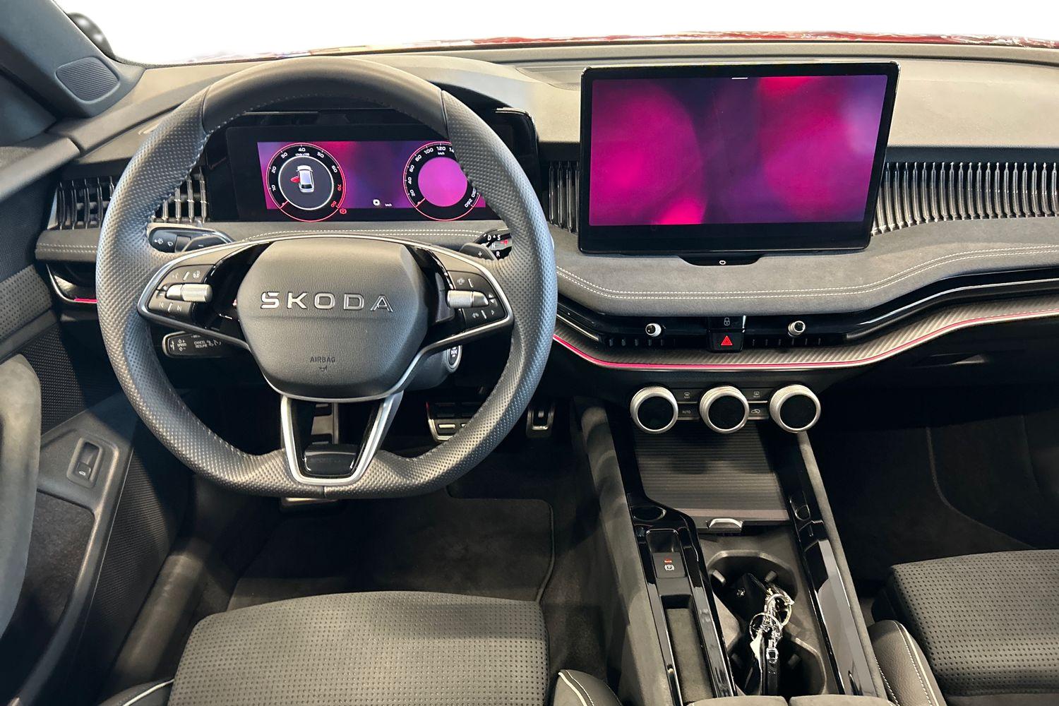 Skoda Superb 8