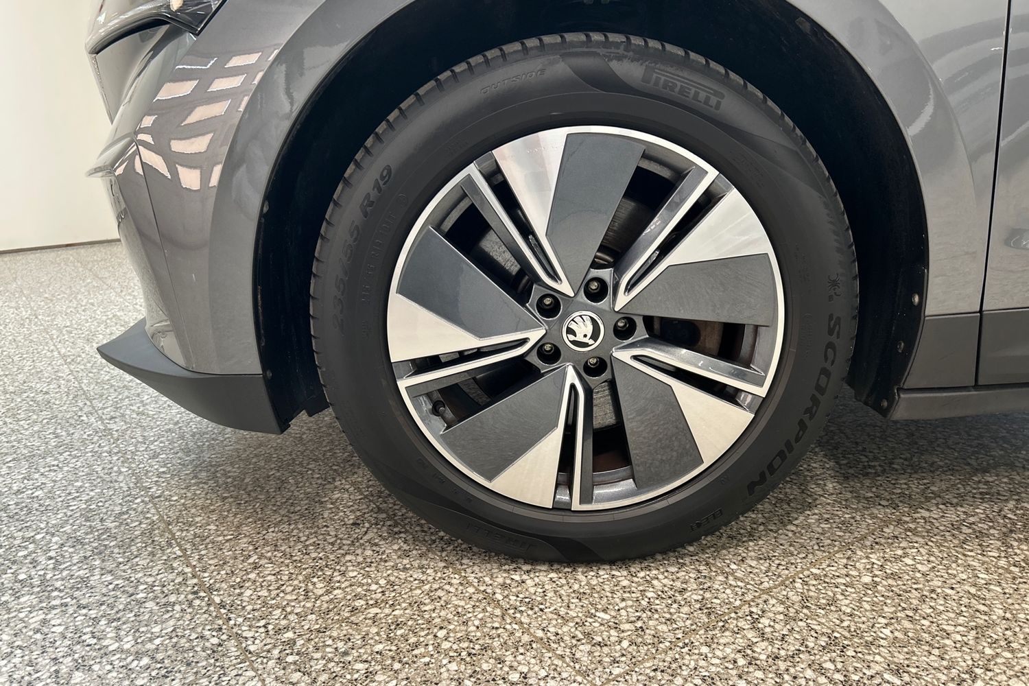 SKODA ENYAQ 2023