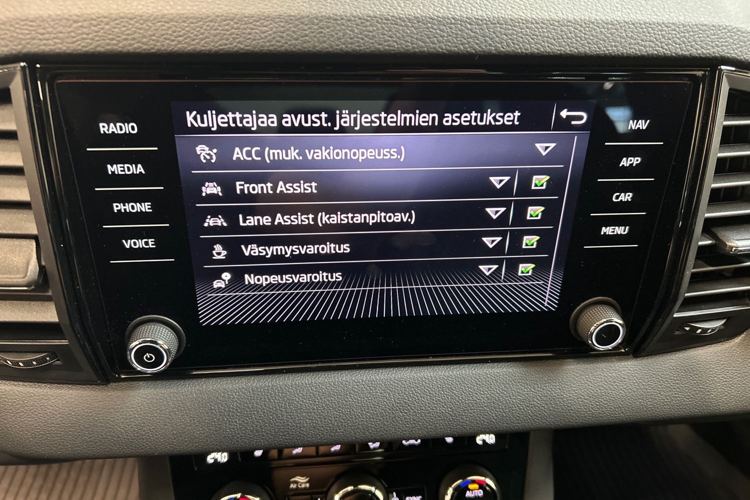 Skoda Karoq 2024