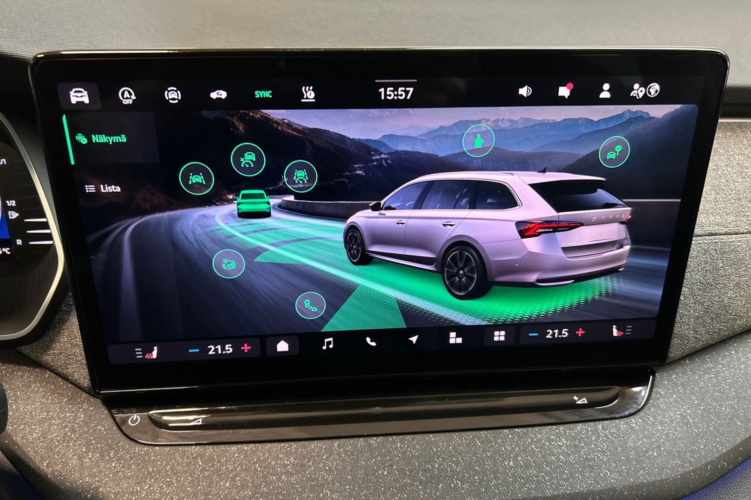 SKODA OCTAVIA 2025