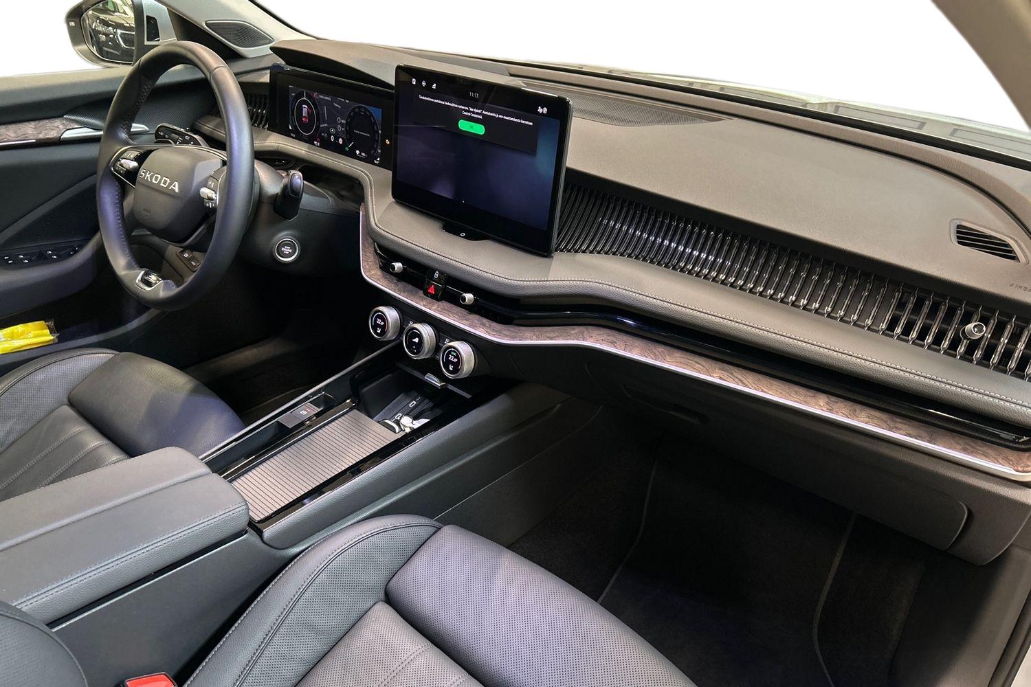 Skoda Superb 2025