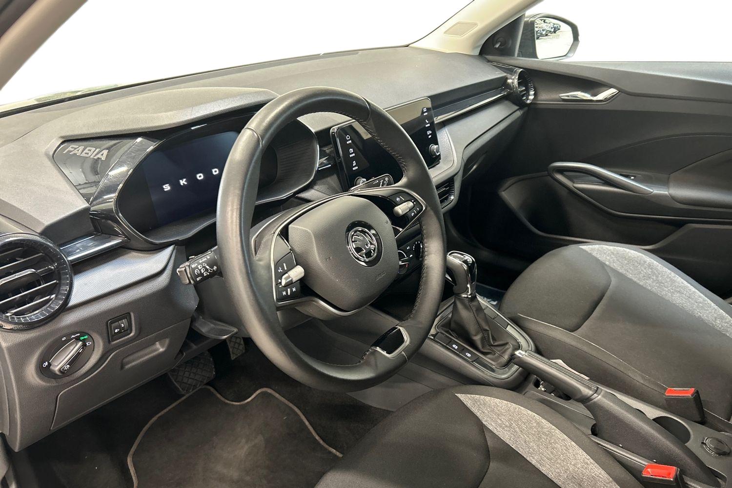 SKODA Fabia 2024