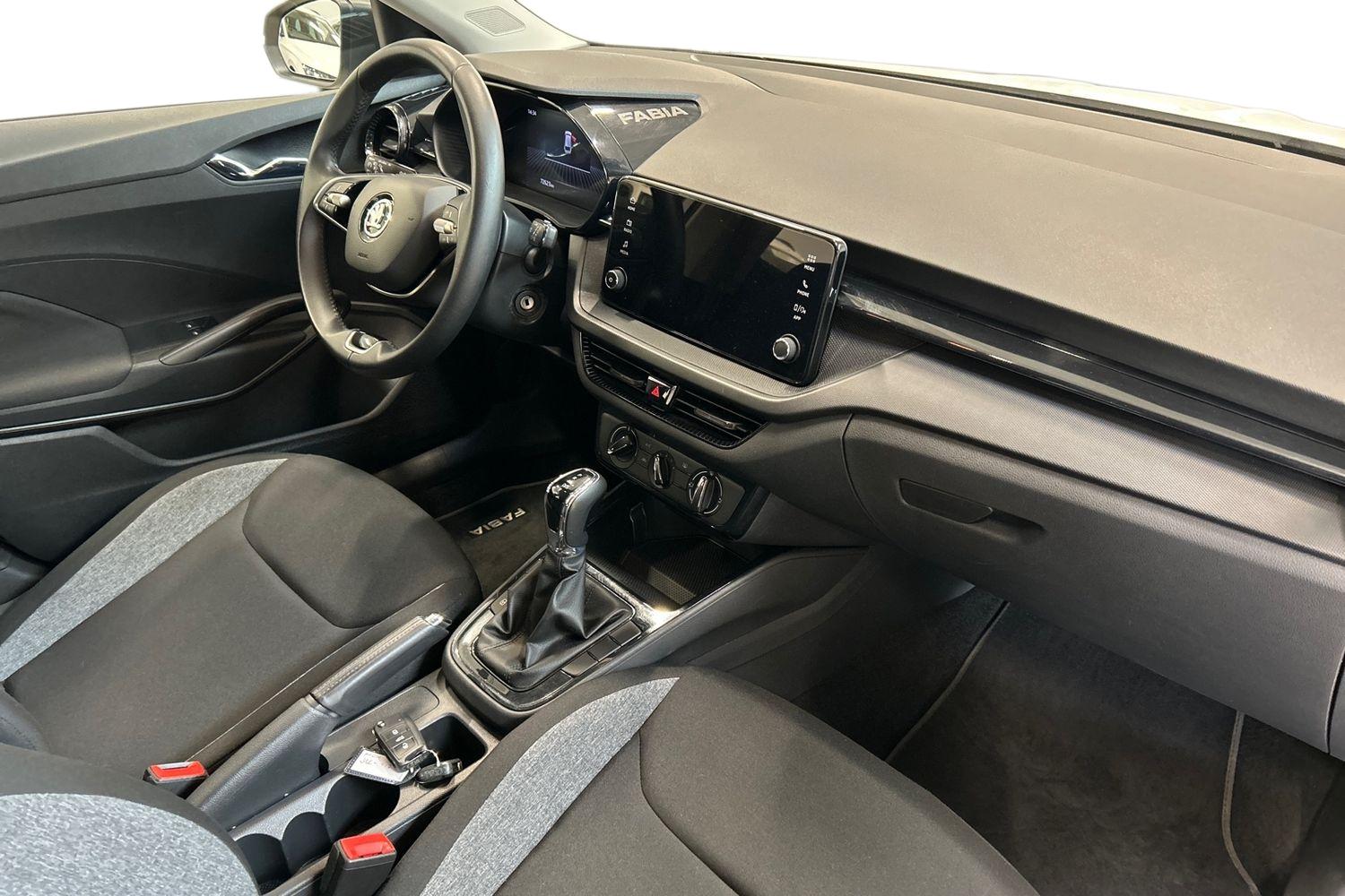 SKODA Fabia 2024